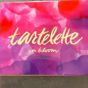 Tarte Tartelette in Bloom